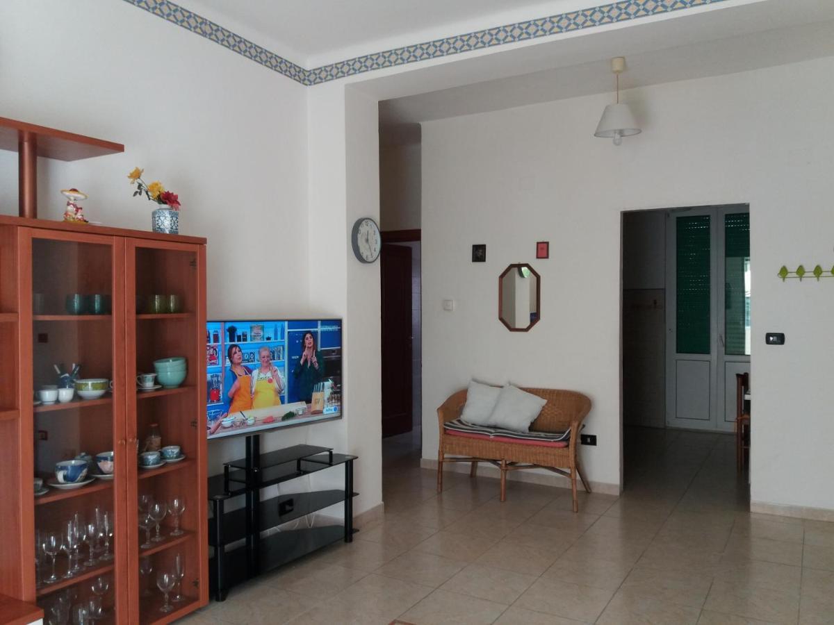Casa vacanze Lida Marina Di Carrara Exterior foto